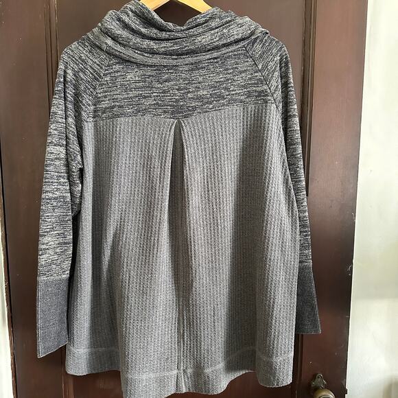 SOFT SURROUNDINGS Heather GrayCowl Neck Waffle Back Pullover Sweatshirt | Large - Picture 5 of 5